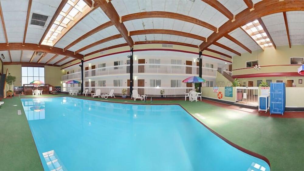 Quality Inn Trinidad Esterno foto