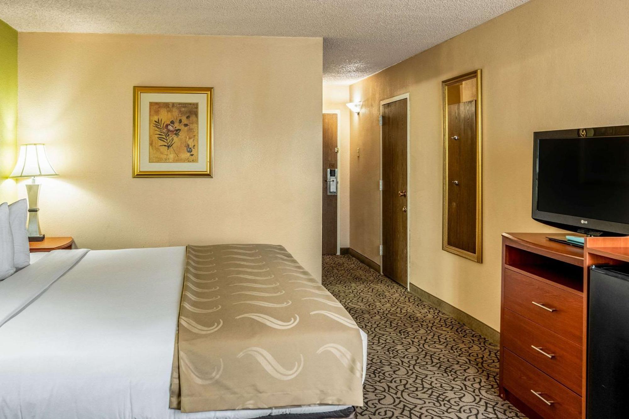 Quality Inn Trinidad Esterno foto