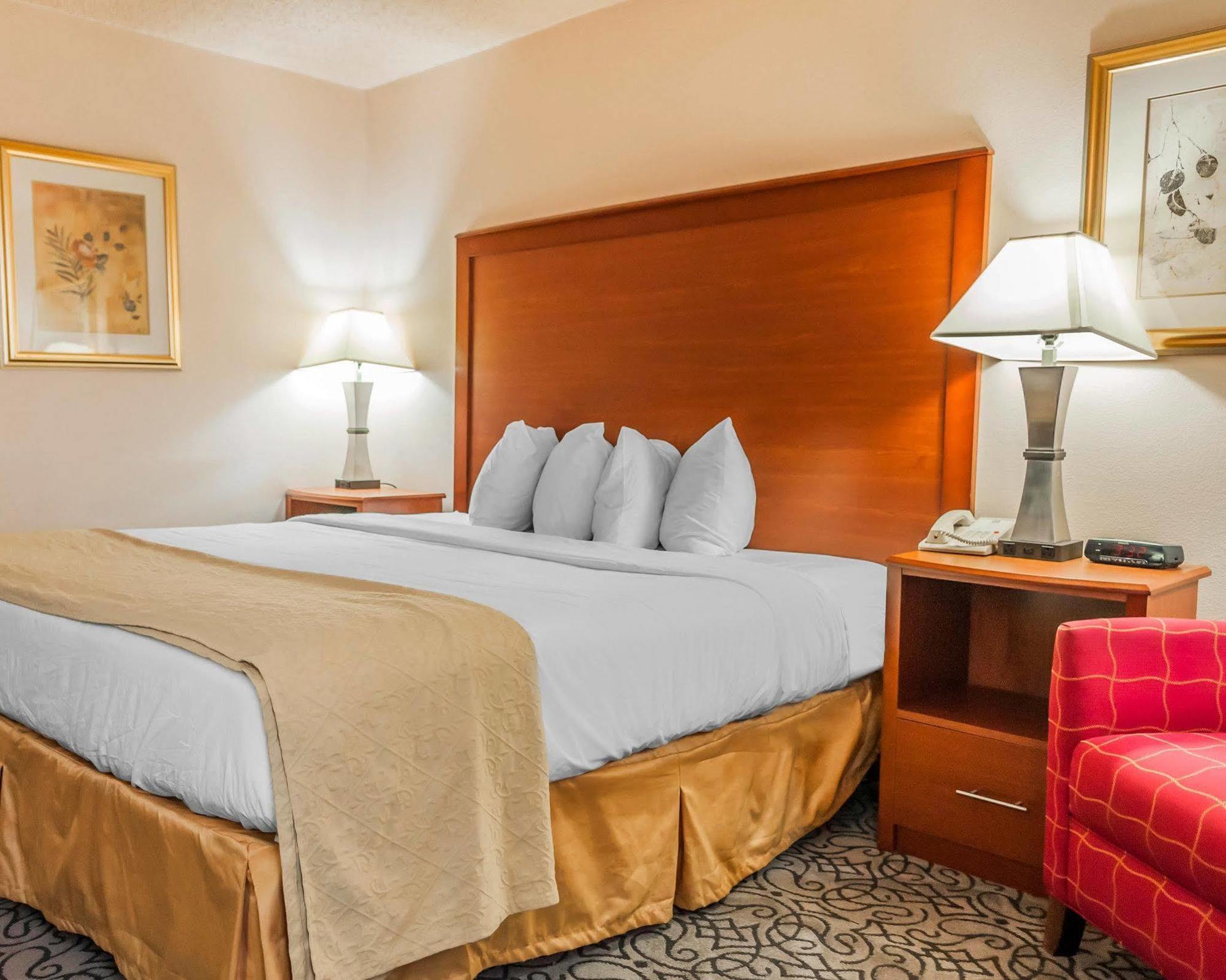 Quality Inn Trinidad Esterno foto